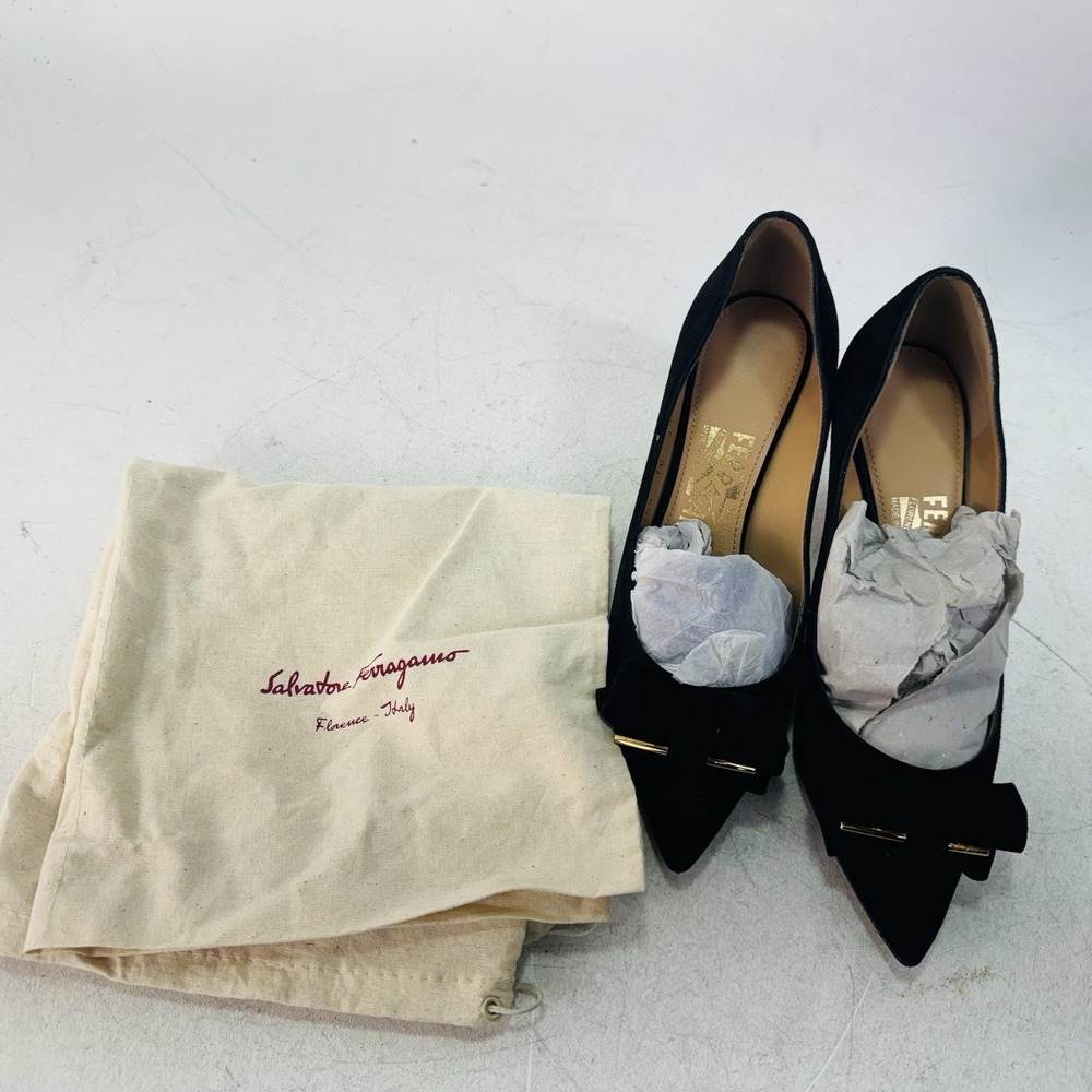 Salvatore Ferragamo Womens Black Suede Heel w/ Black Gold Bow Size 5.5